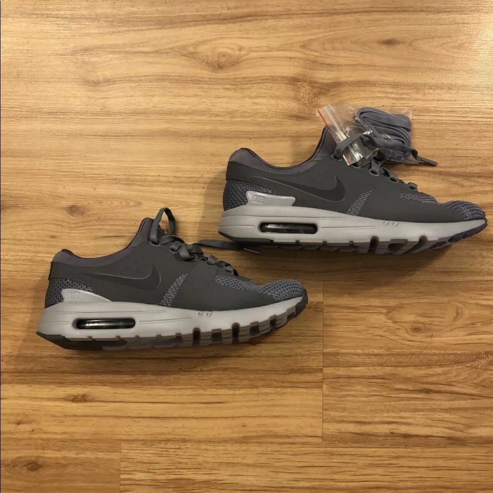 Nike Air Max Zero QS Shoes